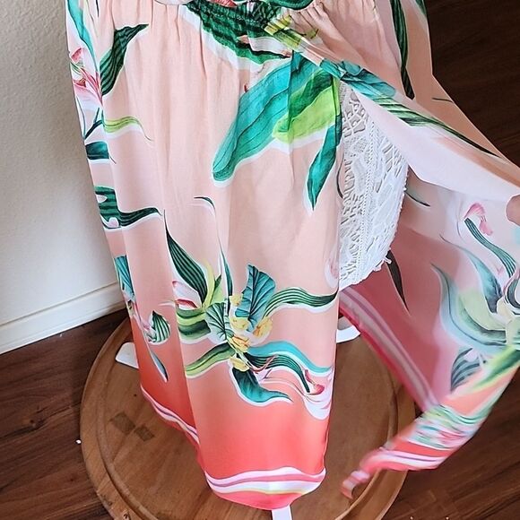 🎉Host Pick🎉 Trina Turk Coverup - Picture 5 of 7